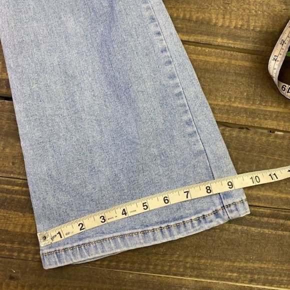 Torrid Denim Luxe Slim Boot Jeans Women's Size 16 Stretch Denim Hi-Rise Jeans - Picture 7 of 8